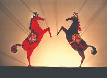 Dos caballos enfrentados
